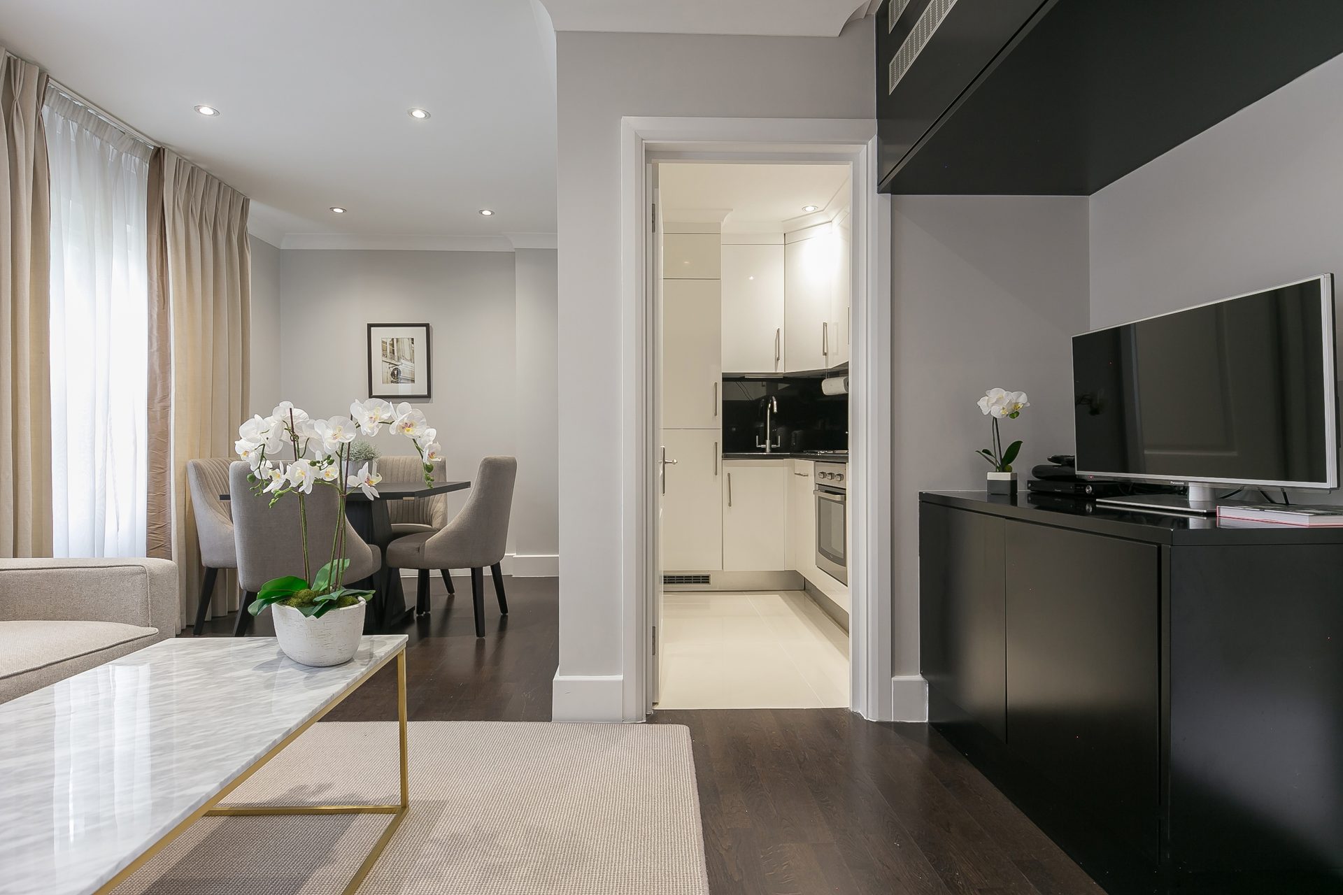 One Bedroom apartment at Chilworth Court